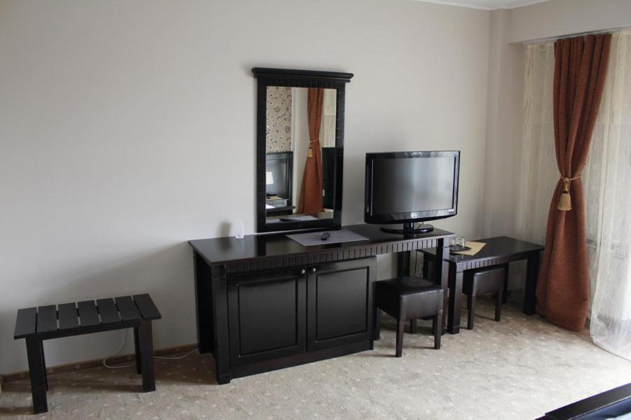 Hotel Imperium Suceava Rum bild